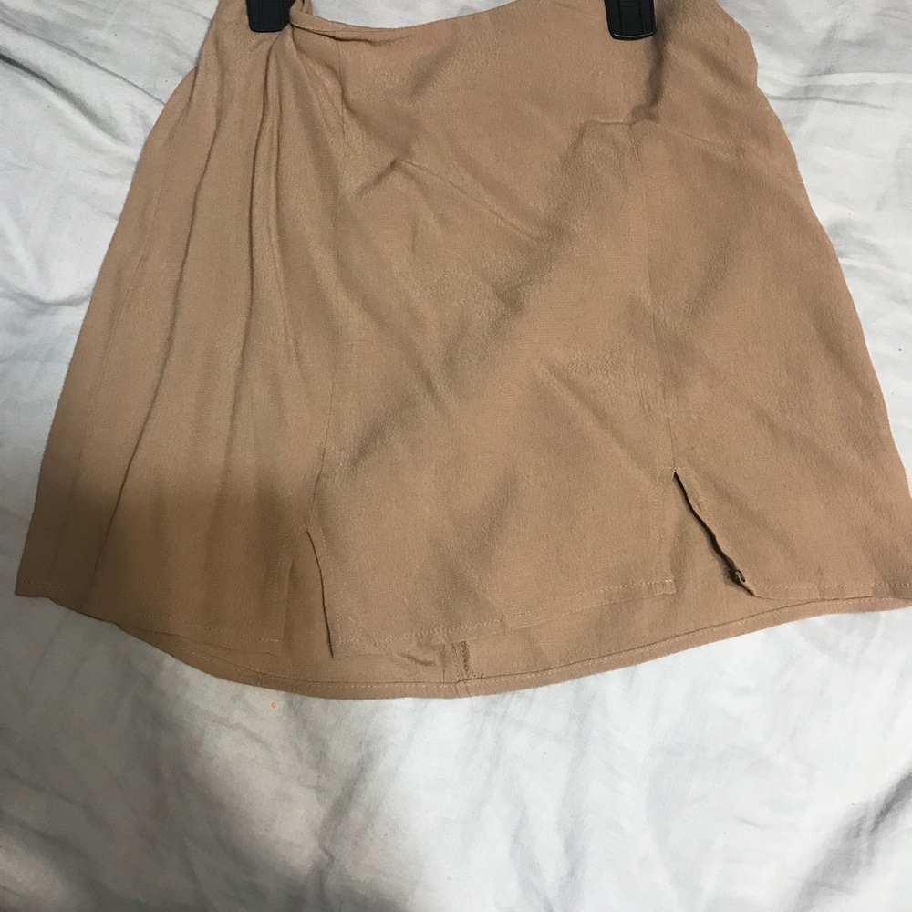 Mini skirt - Picture 2 of 3